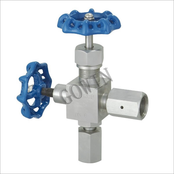 What are the three main factors that should be considered when choosing a valve?
